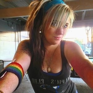 Meet your Posher, Karen